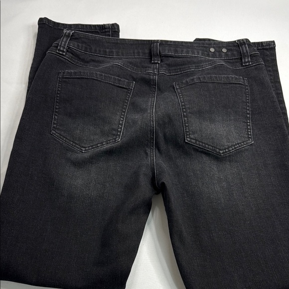 Cabi Black Straight Leg Denim - Picture 7 of 7